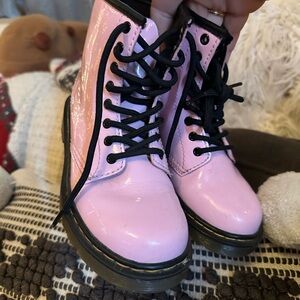 💕💕Doc martens kids size 1 Pink Patent Leather Boots